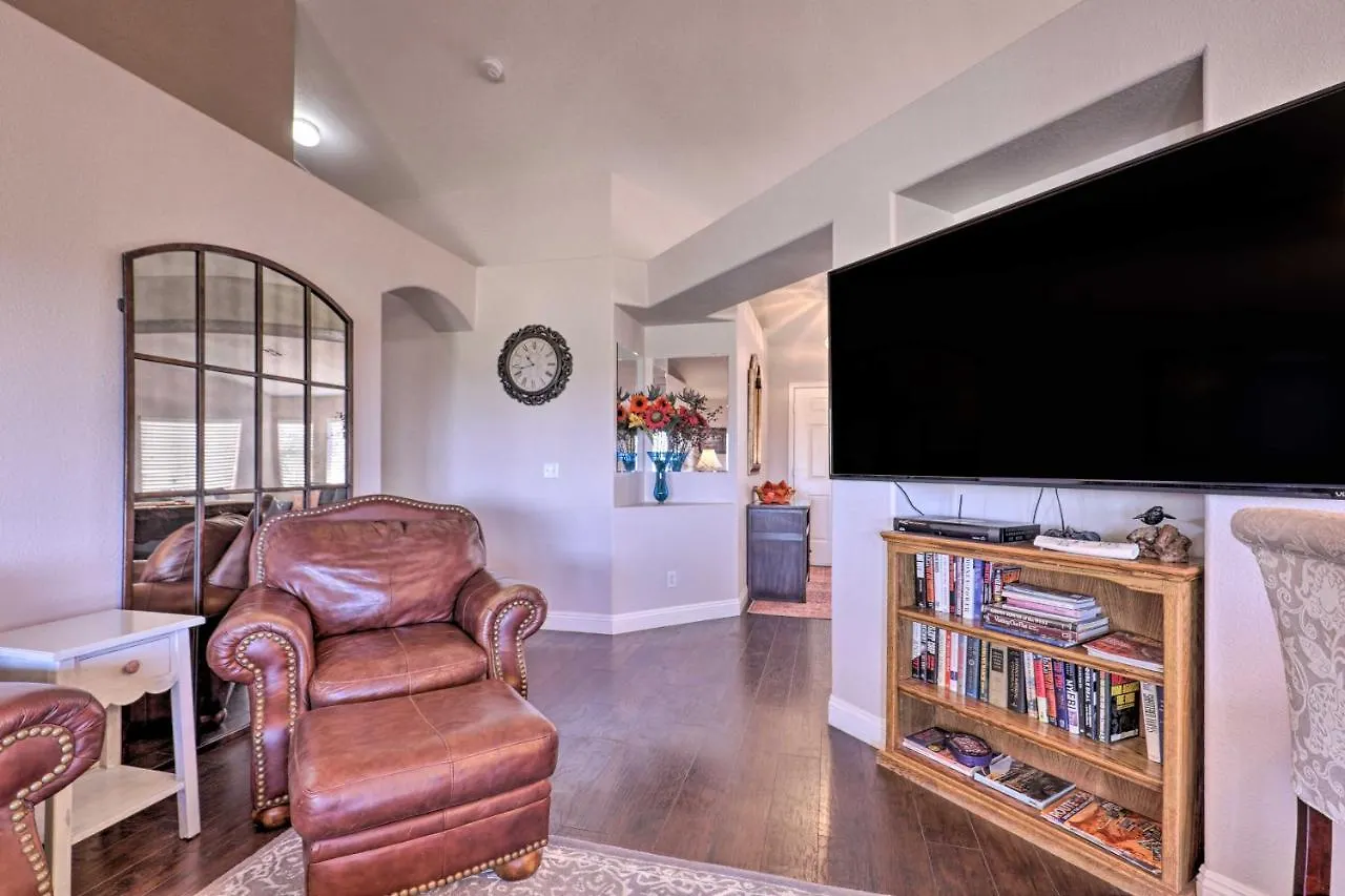 Henderson Home With Pool And Mountain, Strip Views! Las Vegas Holiday home